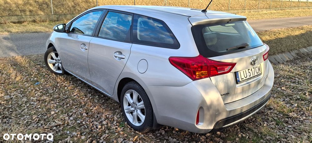 Toyota Auris 1.4 D-4D Comfort - 22