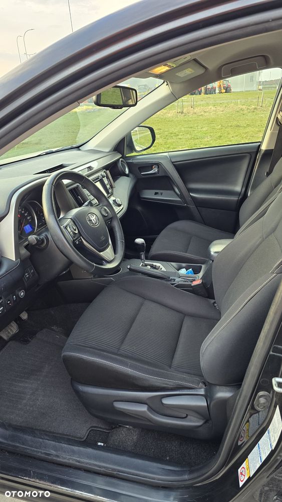 Toyota RAV4 - 4