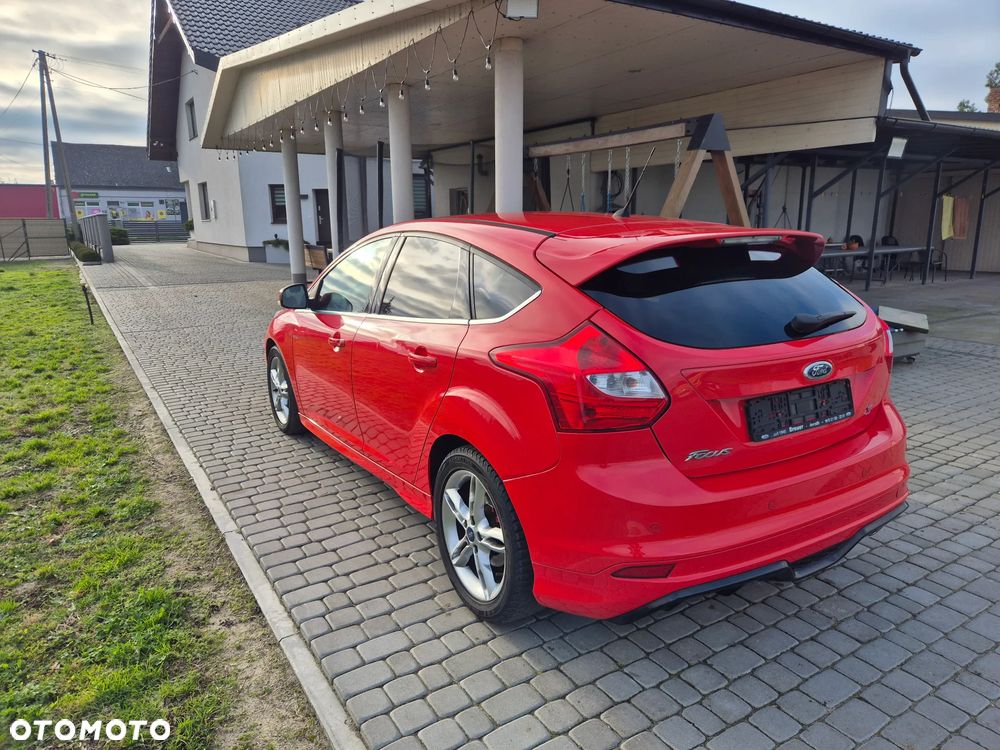 Ford Focus - 11