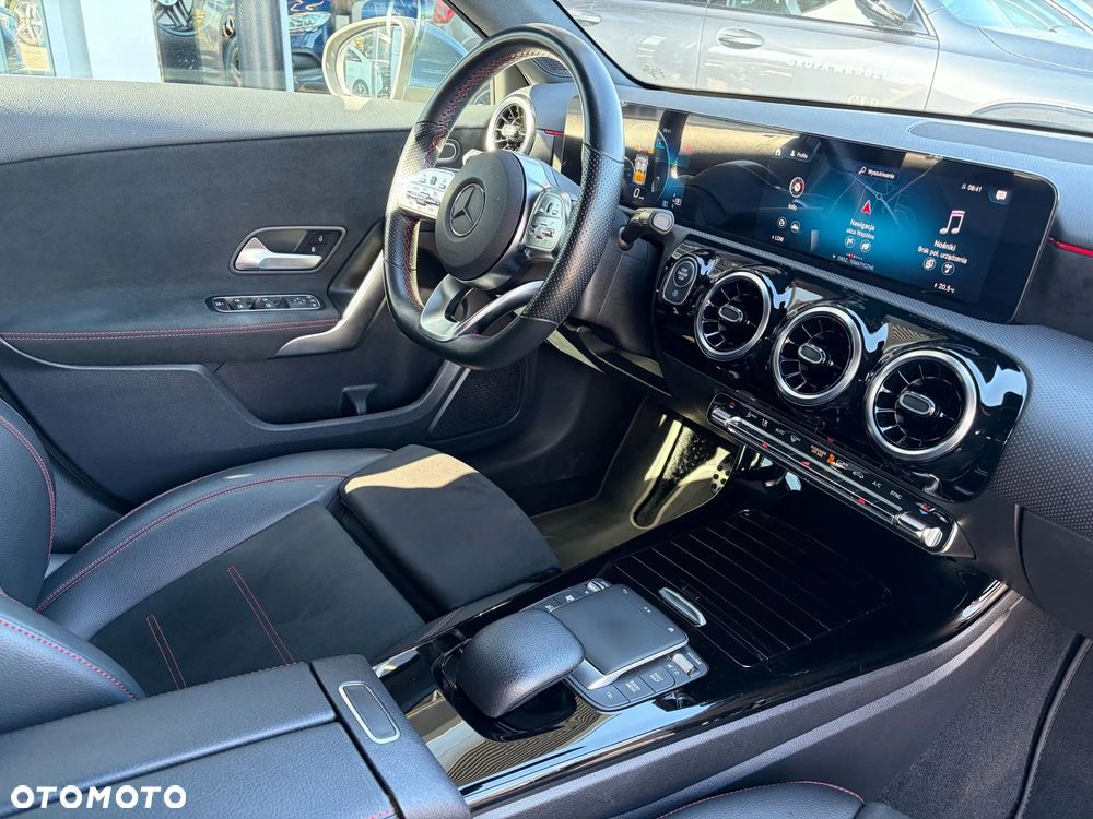 Mercedes-Benz Klasa A 180 AMG Line 7G-DCT - 20