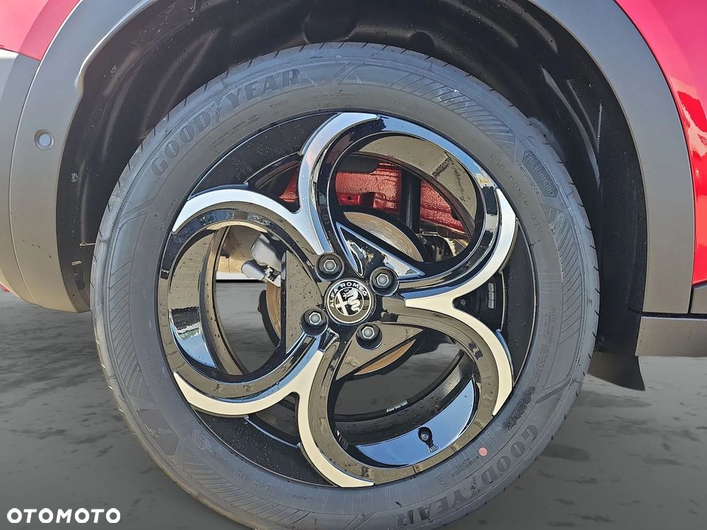 Alfa Romeo Junior 1.2 mHEV Ti eDCT - 10