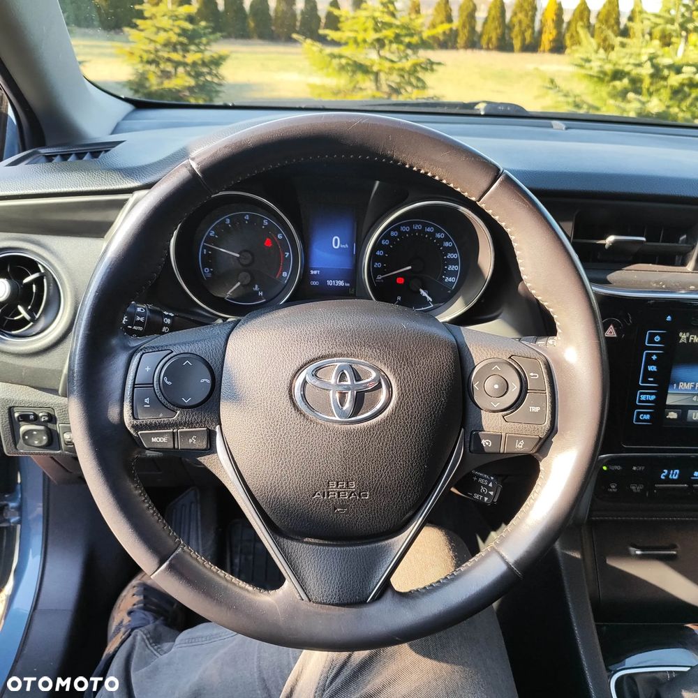 Toyota Auris 1.2 T Dynamic - 19