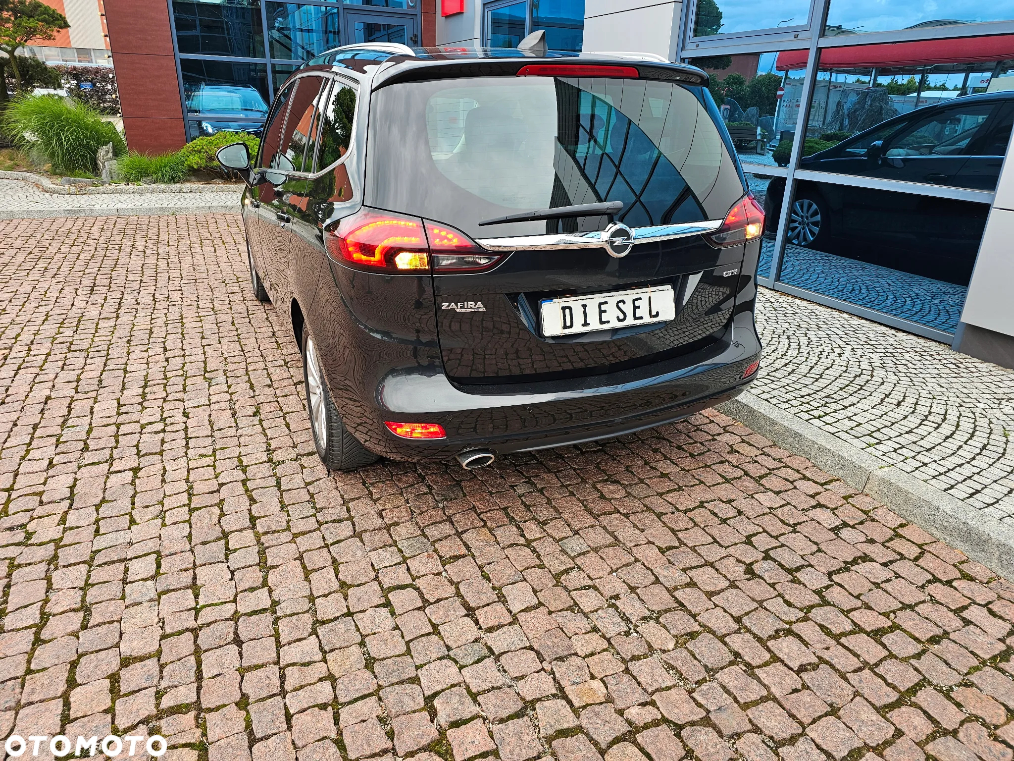 Opel Zafira Tourer 2.0 CDTI Automatik Business Innovation - 16