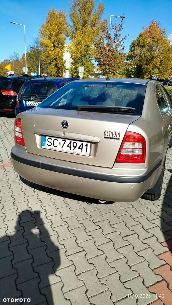 Skoda Octavia 2006 photo 2