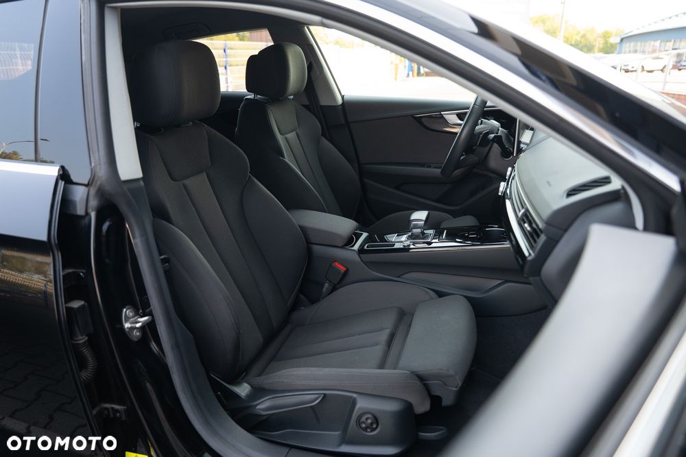 Audi A5 ver-sportback-40-tfsi-s-tronic-sport - 25