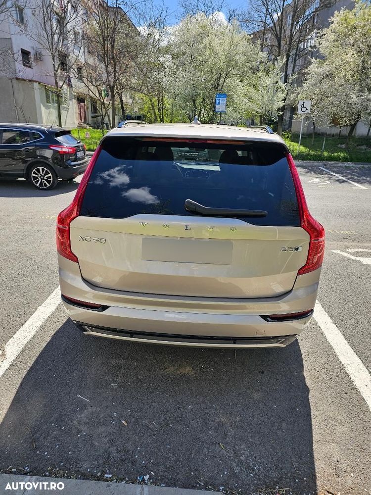 Volvo XC 90 - 4