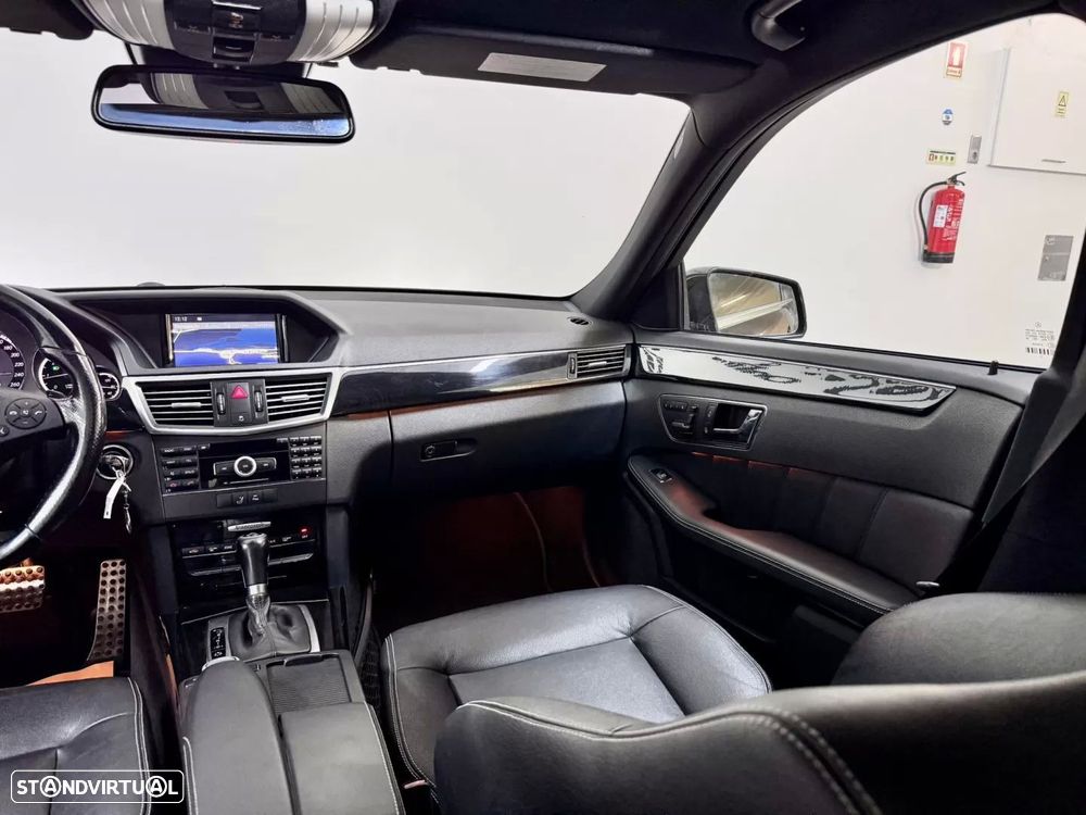 Mercedes-Benz E 250 CDi Avantgarde BlueEfficiency Auto. - 26