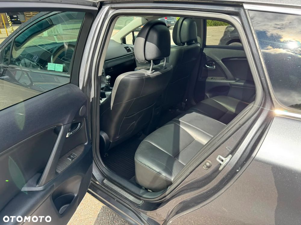 Toyota Avensis 2.2 D-CAT Prestige - 18