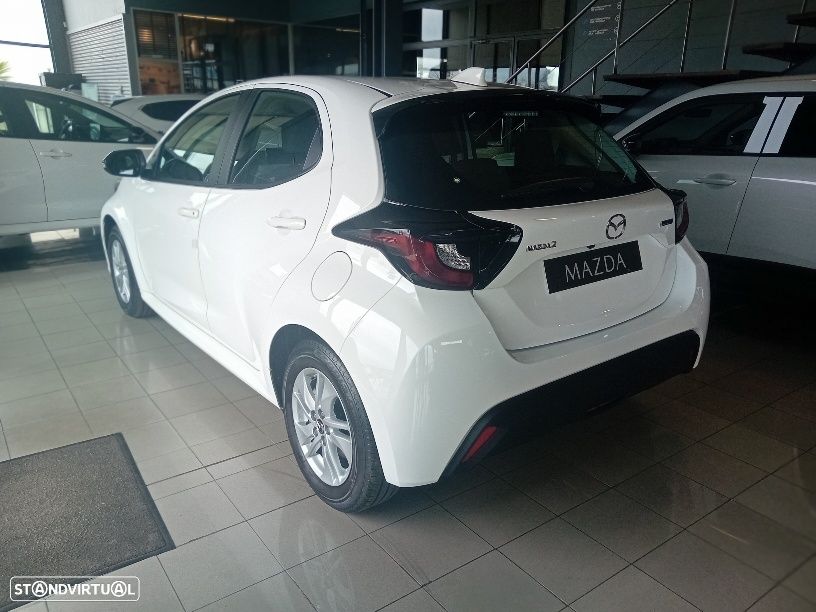 Mazda 2 1.5 L Hybrid VVT-i Centre-Line - 2