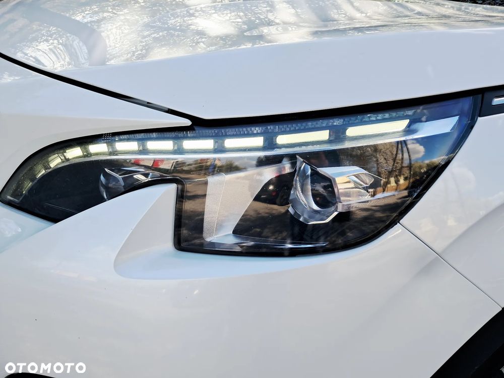 Peugeot 3008 1.6 BlueHDi Allure S&S EAT6 - 8