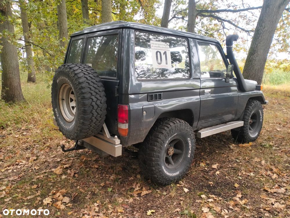 Toyota Land Cruiser - 4