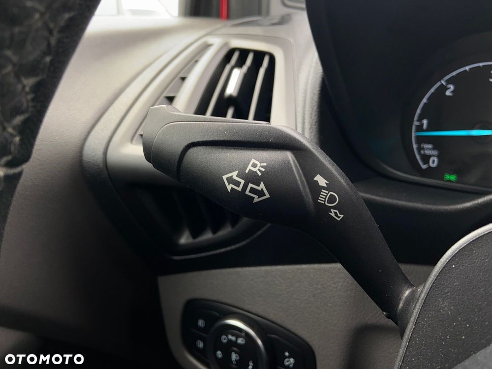 Ford Transit Connect - 16