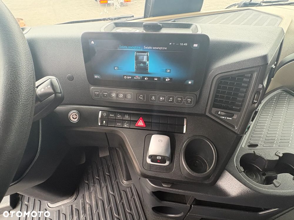 Mercedes-Benz Actros - 19