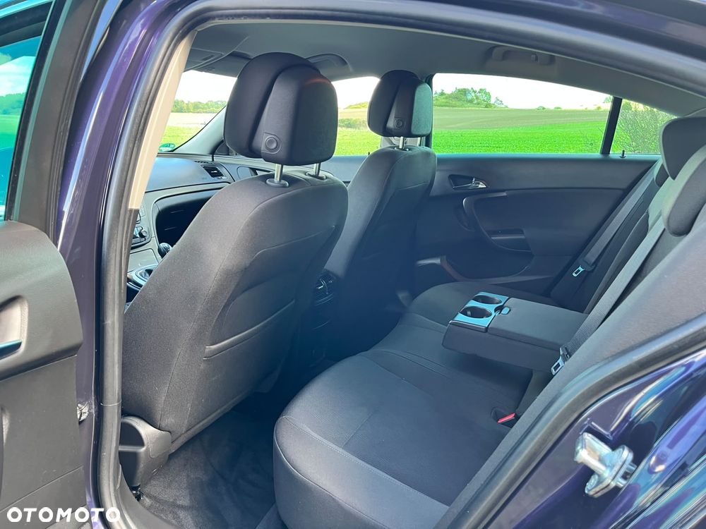 Opel Insignia 1.4 T Edition S&S - 24