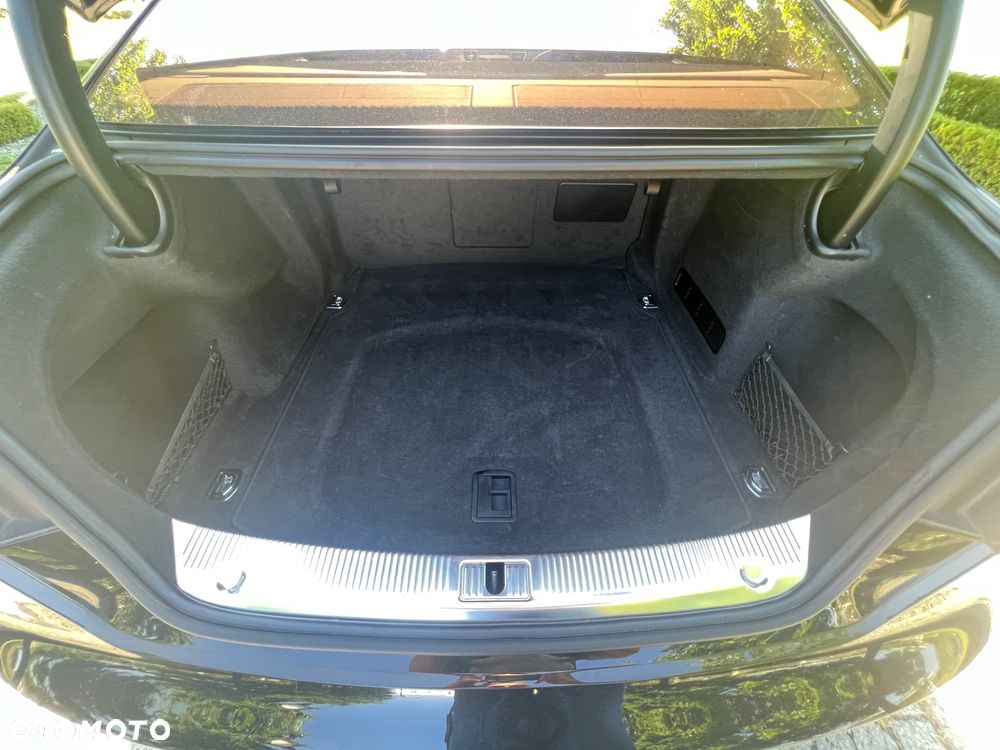 Audi A8 3.0 TDI L Quattro - 12