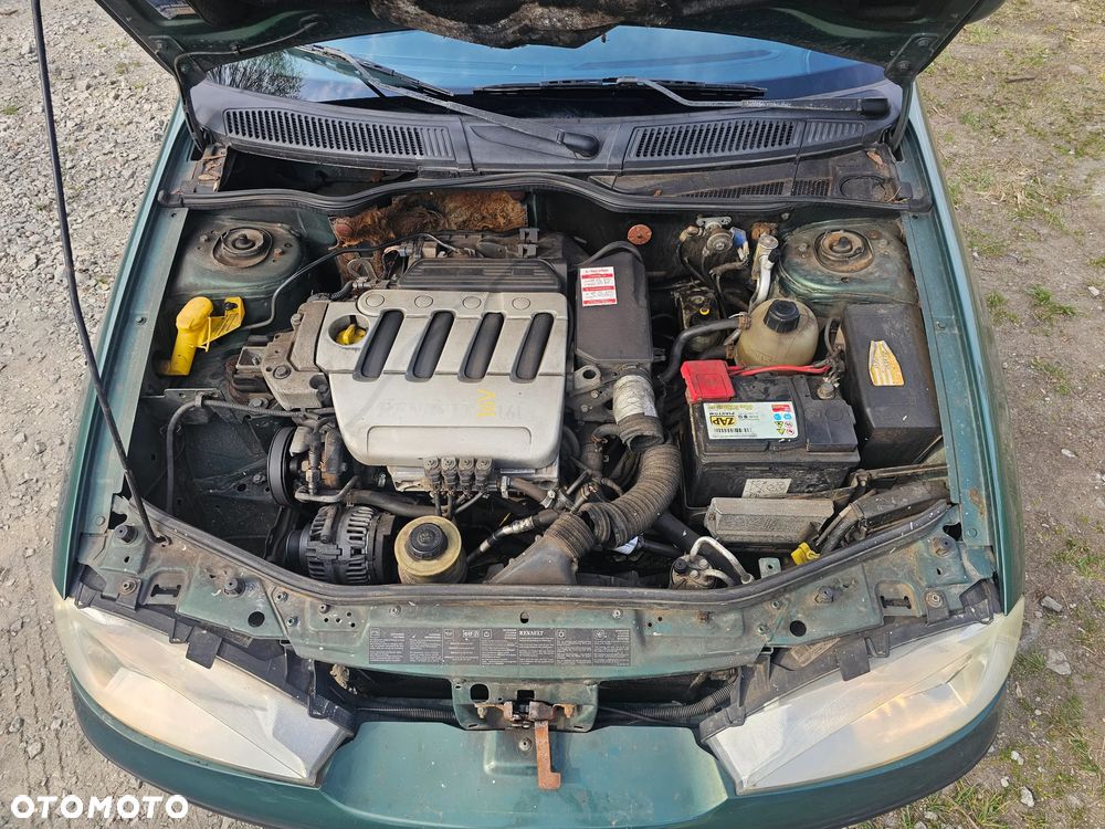 Renault Megane 1.6 - 18