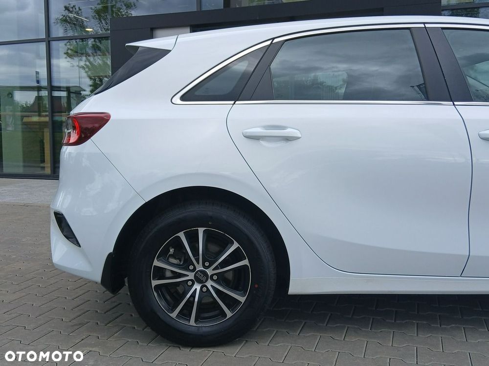Kia Ceed 1.4 T-GDI M - 13