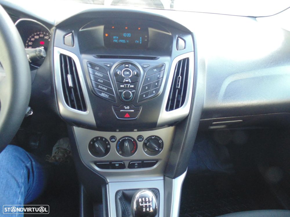 Ford Focus SW 1.6 TDCi Trend Easy - 29