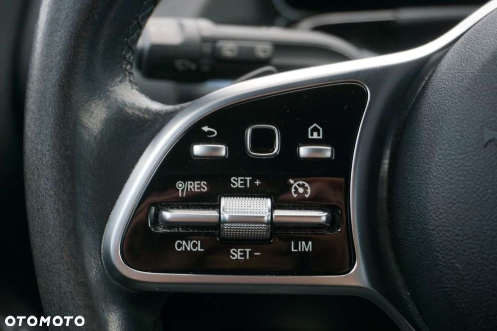Mercedes-Benz GLA 220 d 4-Matic Progressive 8G-DCT - 10