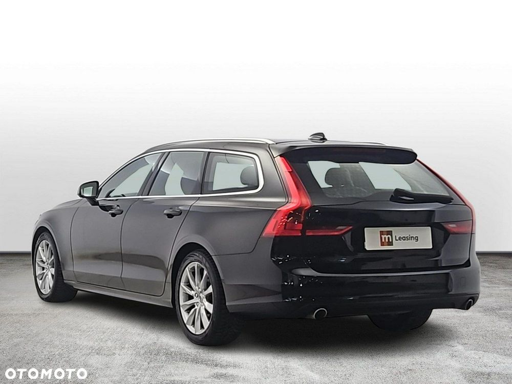 Volvo V90 D4 SCR Momentum Pro - 3
