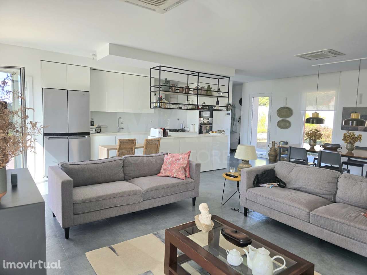 Moradia T4 térrea contemporânea com anexo T2 independente | Lote co... - Grande imagem: 5/33