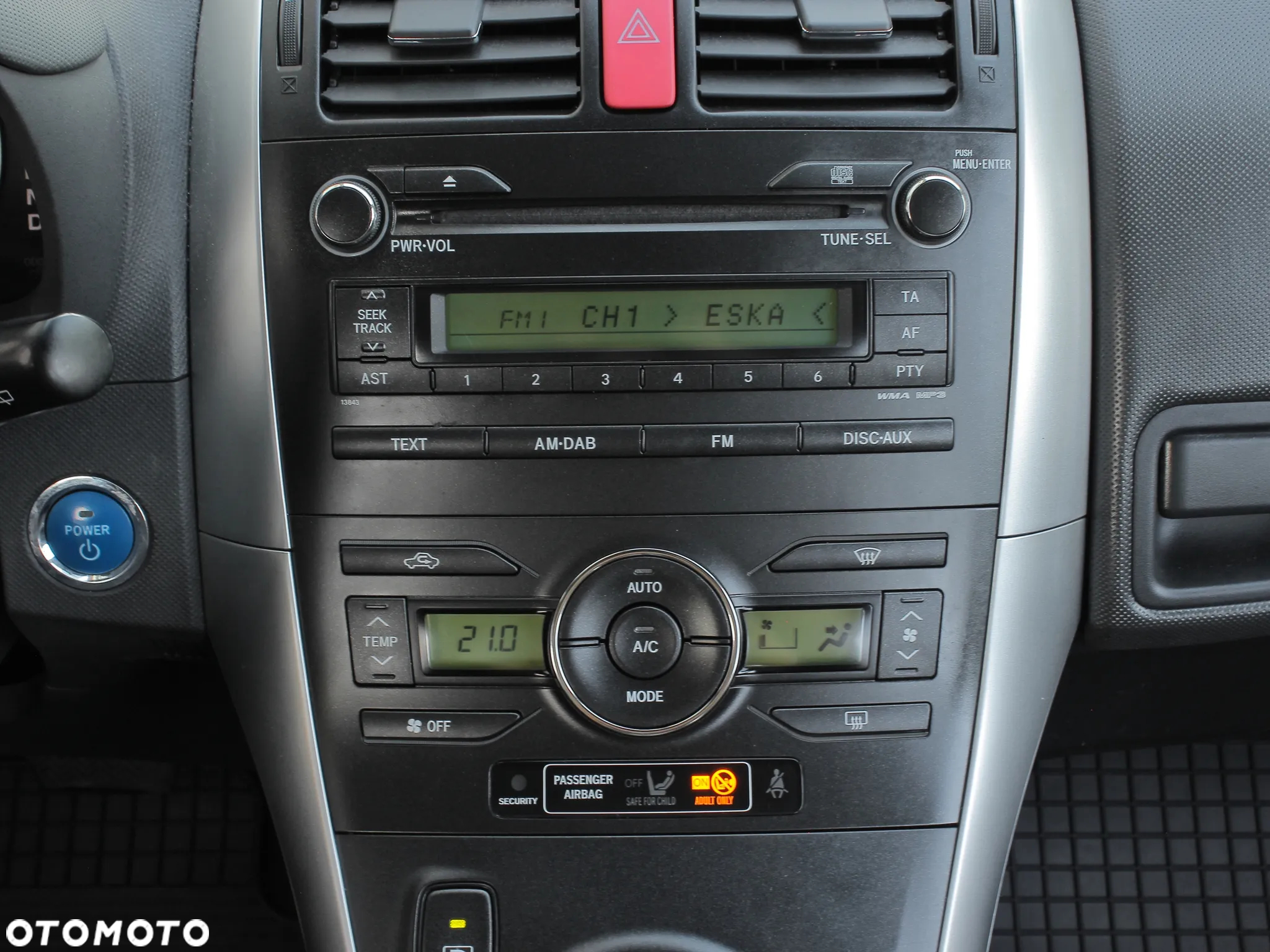 Toyota Auris 1.8 Hybrid Life - 20