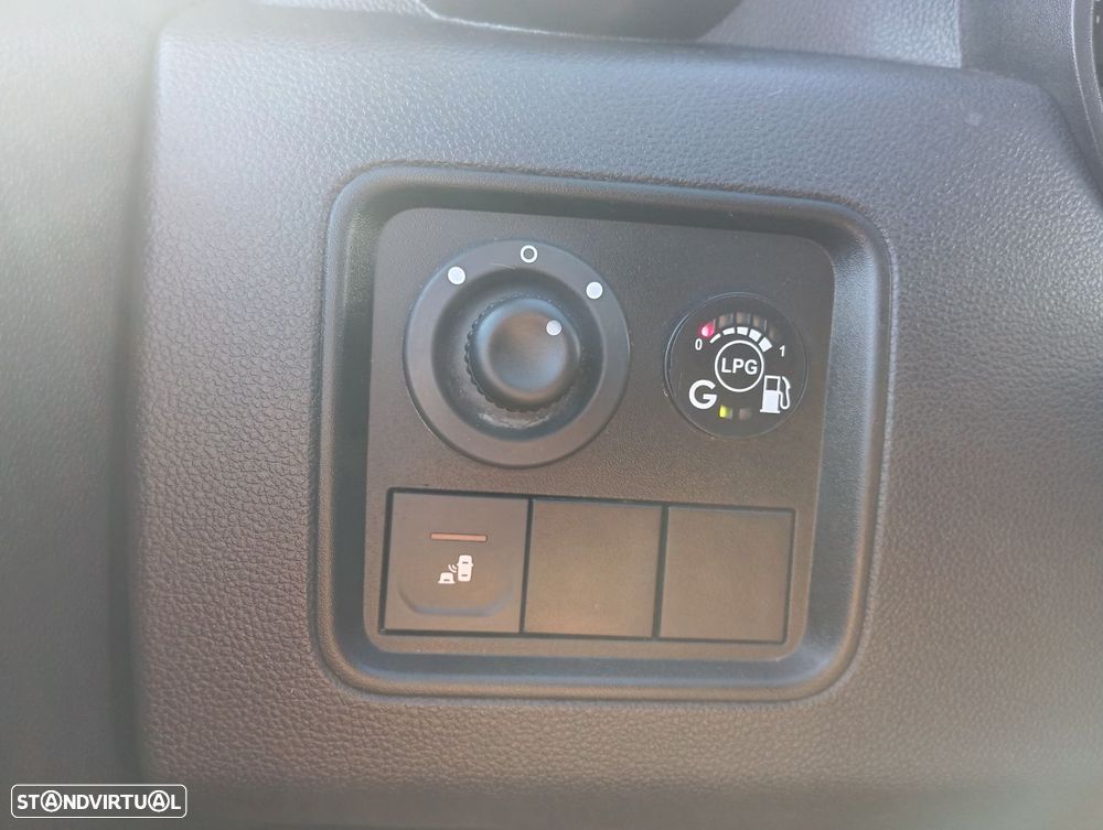Dacia Duster 1.6 SCe Prestige Bi-Fuel - 13