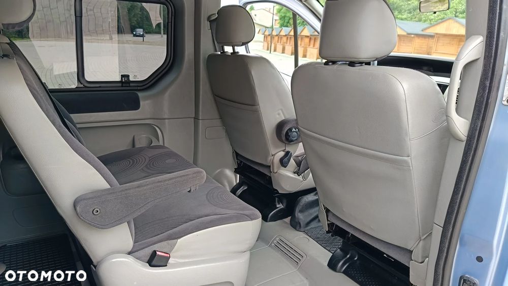Renault Trafic L1H1 Passenger Lux - 30