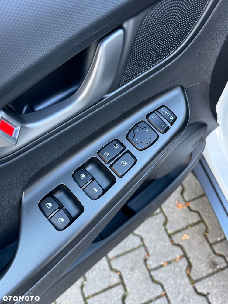 Hyundai Kona 1.6 CRDi DCT Premium - 22