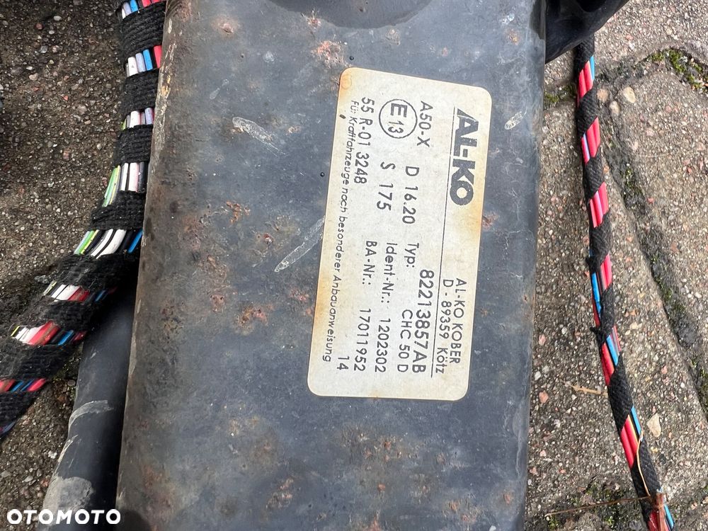 JEEP GRAND CHEROKEE WK2 HAK ORYGINAŁ KOMPLET MODUŁ - 3