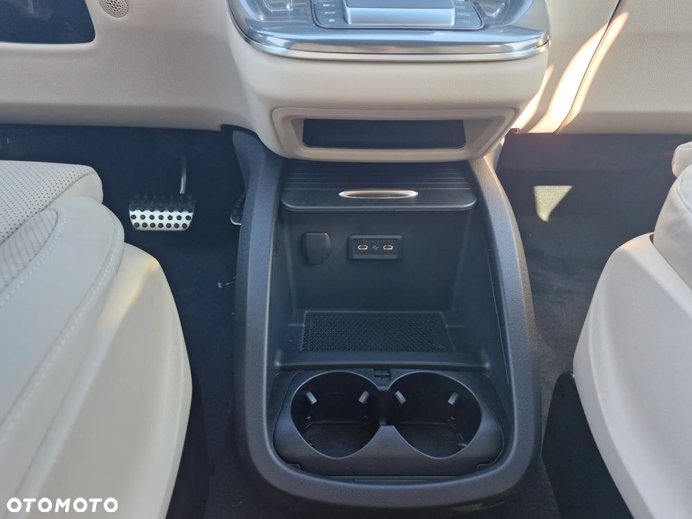Mercedes-Benz Klasa V 300 d 9G-Tronic Exclusive (ekstra d³) - 22