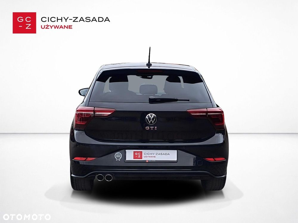 Volkswagen Polo - 4