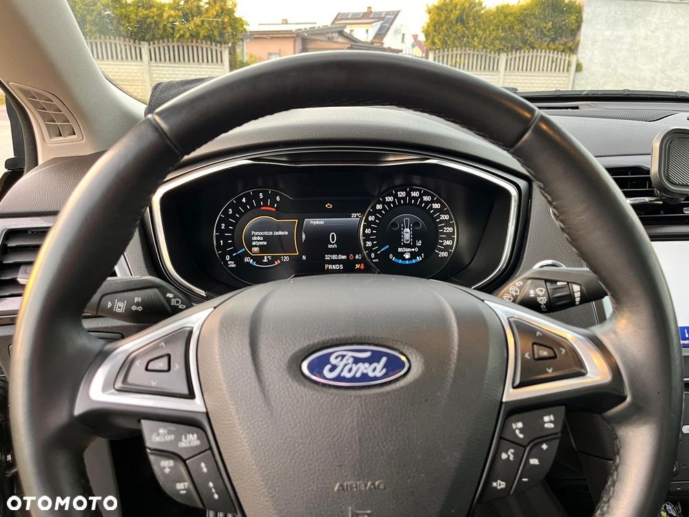Ford Mondeo - 4