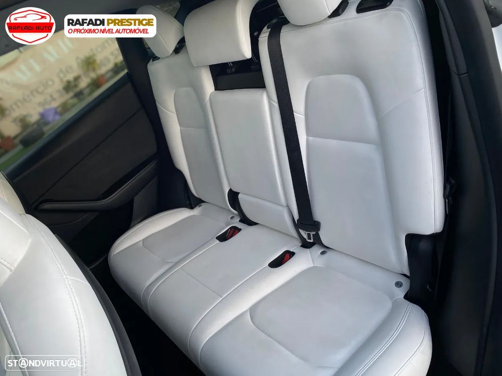 Tesla Model Y Long Range Tração Integral - 19
