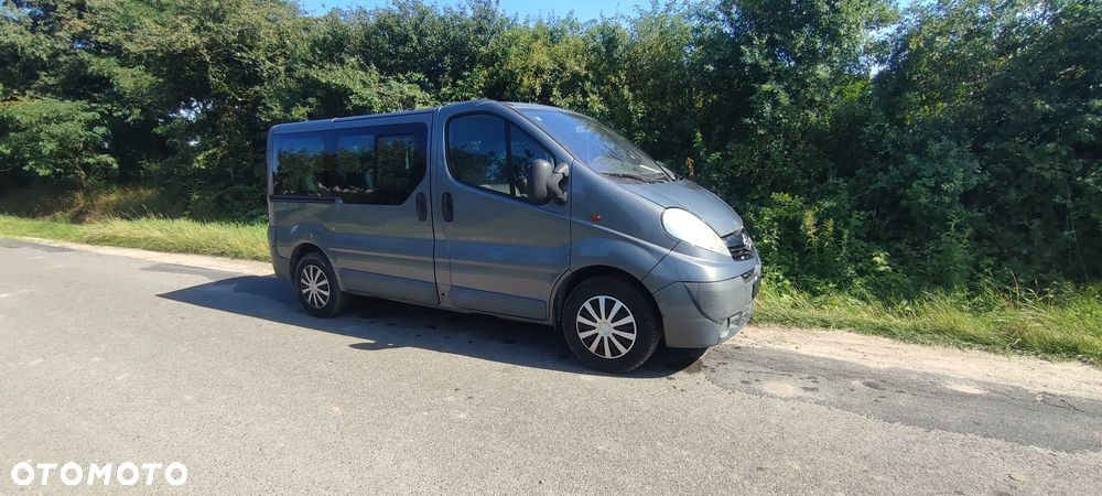 Opel Vivaro - 2