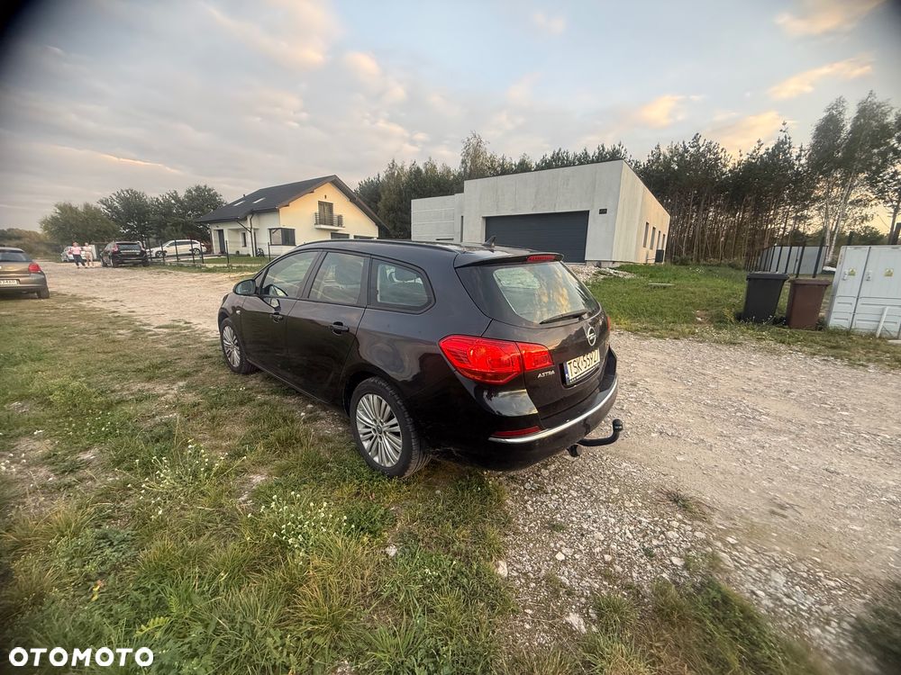 Opel Astra 1.6 CDTI Enjoy - 4