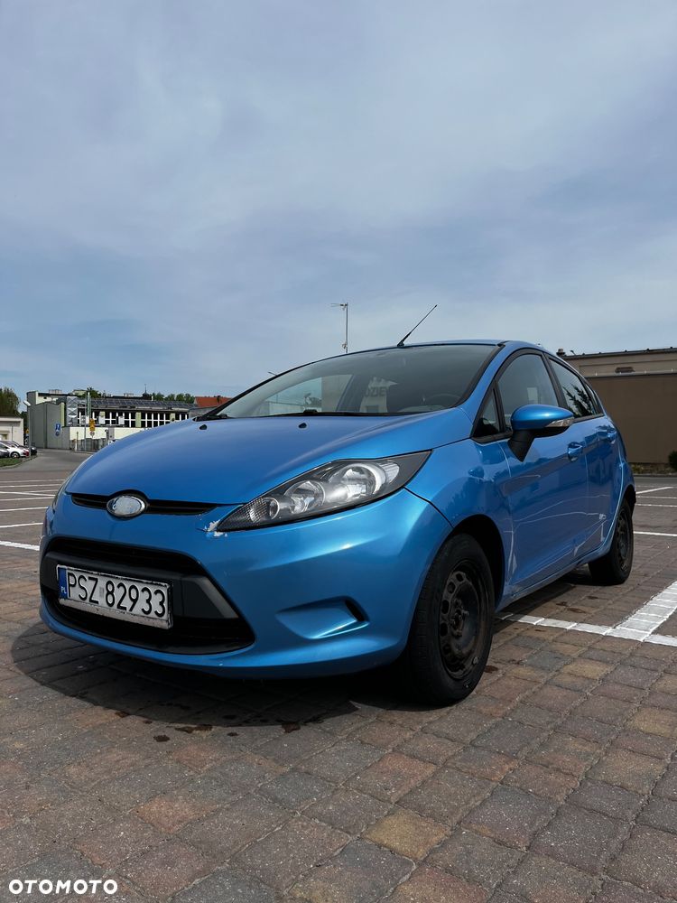 Ford Fiesta - 2