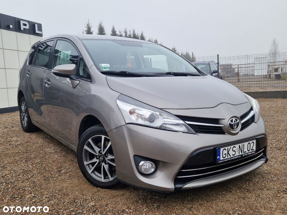Toyota Verso 1.6 D-4D Premium - 4
