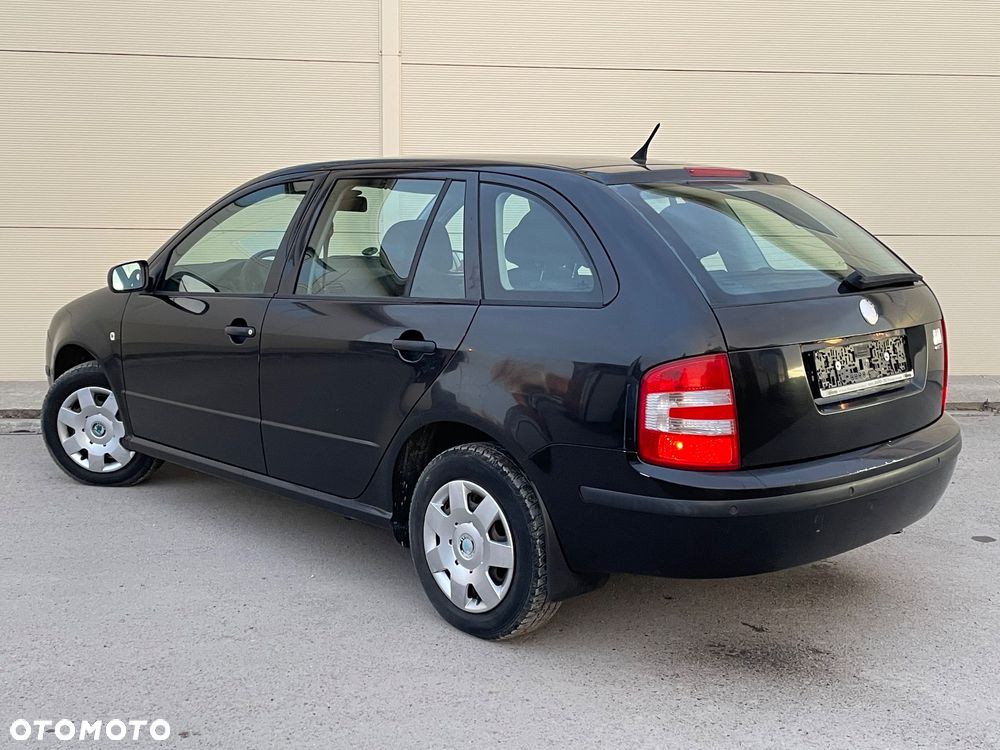 Skoda Fabia - 11