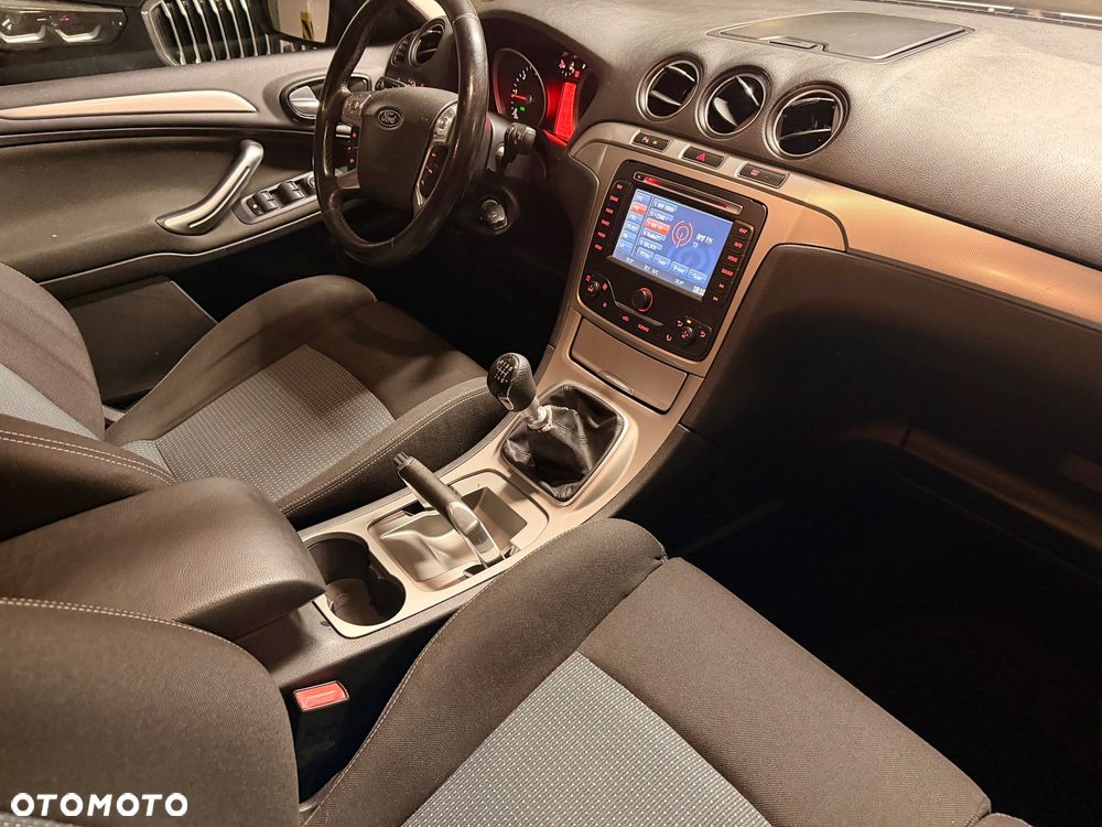 Ford S-Max 2.0 TDCi DPF Trend - 20