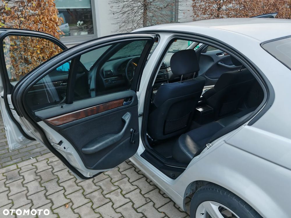 BMW Seria 3 - 13