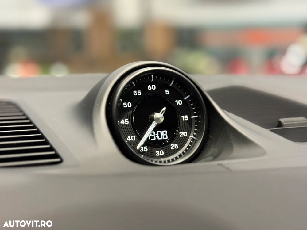 Porsche Cayenne Standard - 34