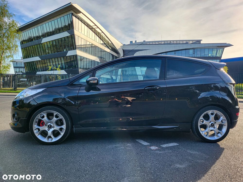 Ford Fiesta 1.6 Sport - 6