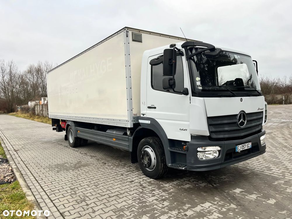 Mercedes-Benz Atego 1221 - 1