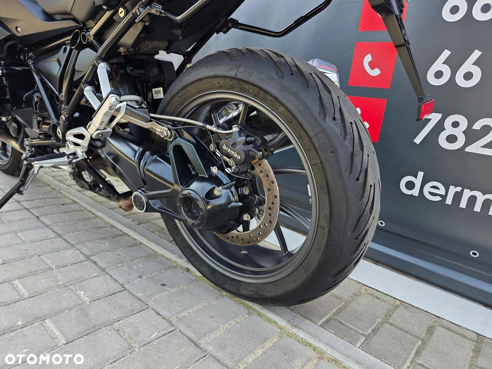 BMW R - 7