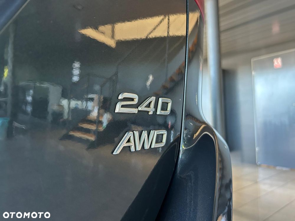 Volvo XC 60 D4 AWD Momentum - 19