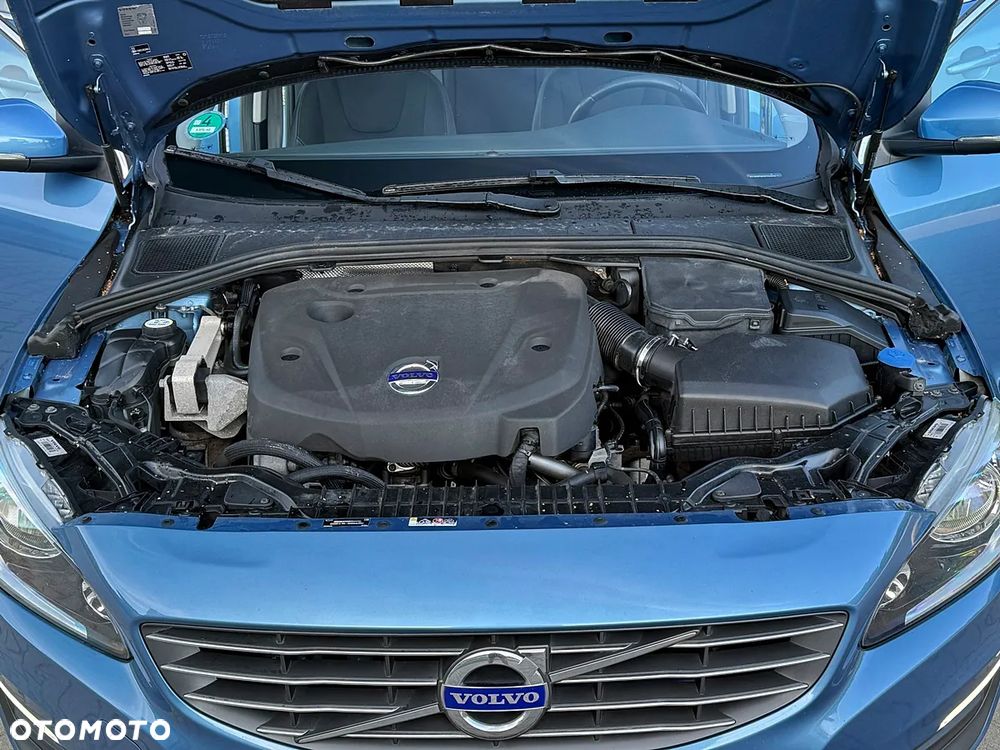 Volvo V60 D4 Ocean Race - 24