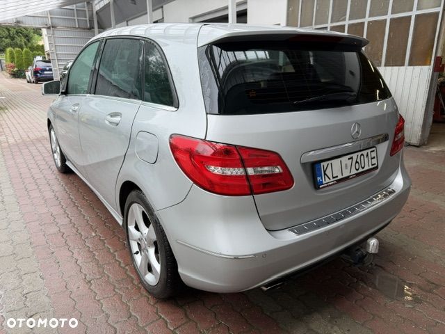 Mercedes-Benz Klasa B 180 CDI (BlueEFFICIENCY) - 5