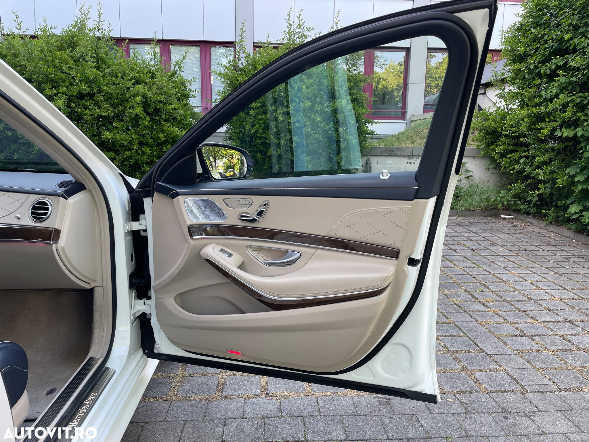 Mercedes-Benz S 500 4Matic 7G-TRONIC Edition 1 - 12