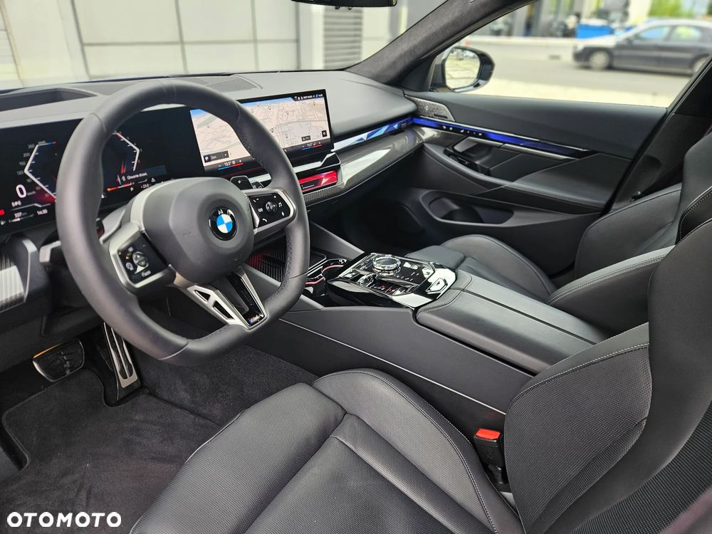 BMW Seria 5 540d xDrive mHEV M Sport - 26
